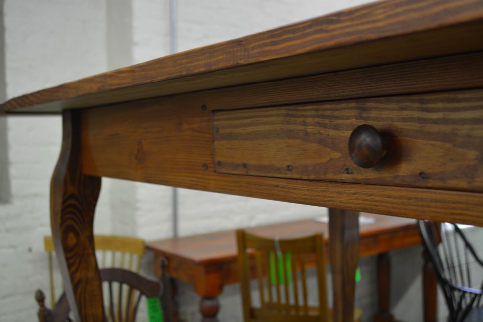 Hoskins Creek Table Green furniture at Green Front