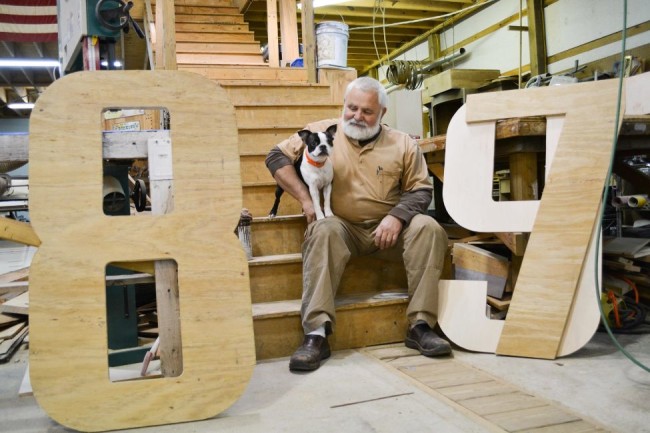 Letter size showcase