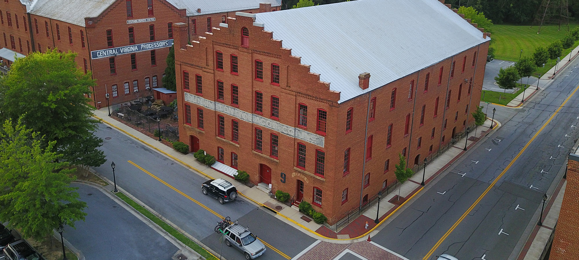 green-front-furniture-building
