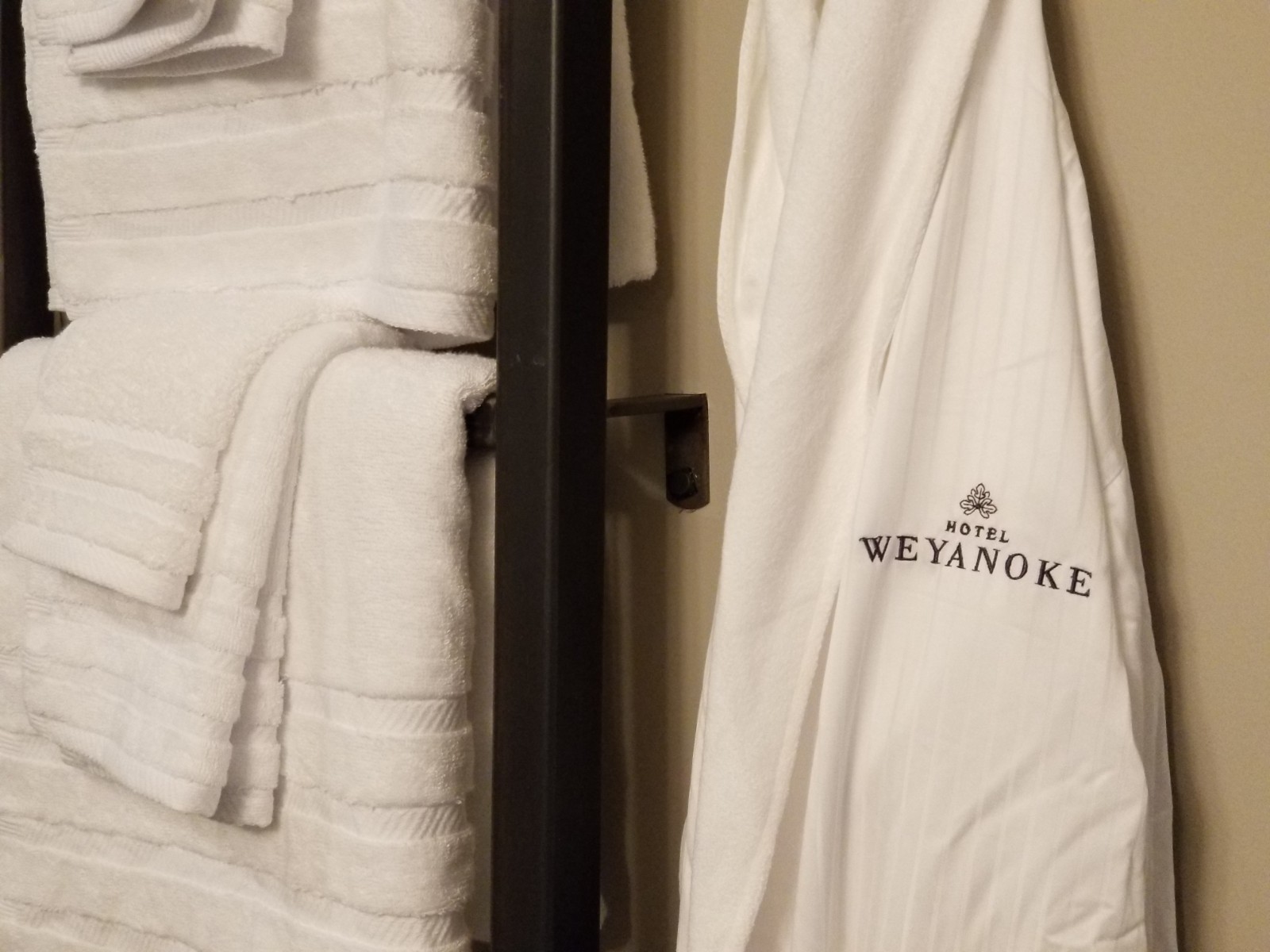 Featured: Hotel Weyanoke