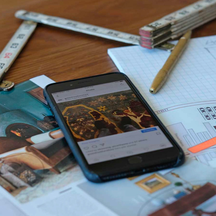  TRAVELER’S CHECKLIST 